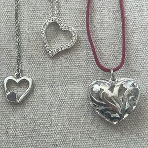 Heart necklace trio set. 3 different heart pendants.  
Measurements in photos